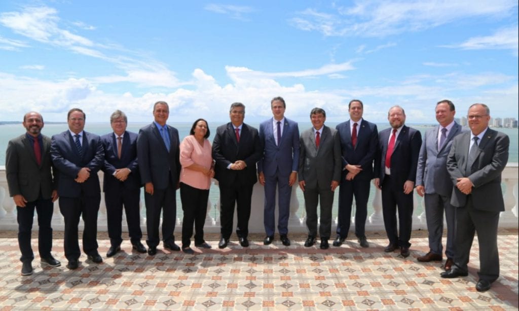 Governadores do Nordeste criam consórcio para “fazer mais com menos”