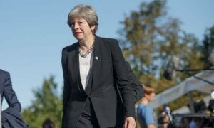 Fim de Theresa May está próximo, diz mídia