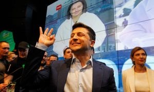 Ucrânia tentará negociar com a Rússia, mas com ceticismo, diz Zelensky