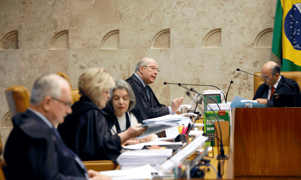 A água suja do banho e o STF