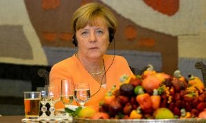 Merkel remove de gabinete quadros de pintor com passado nazista
