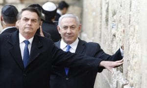 Bolsonaro visita o Muro das Lamentações com Netanyahu