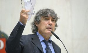 Deputado vai à Procuradoria de Justiça pelo fim de acampamentos golpistas em São Paulo