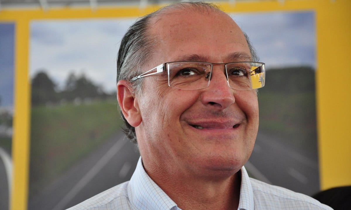 Alckmin vira réu e Justiça pede bloqueio de bens por caso Odebrecht