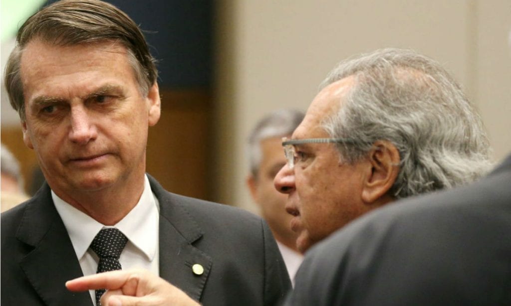 As únicas coisas que prosperam no Brasil são as asneiras de Bolsonaro
