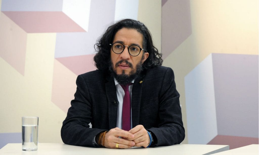O autoexílio de Jean Wyllys