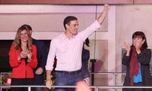 Espanha: Socialistas vencem e extrema-direita entra no Congresso