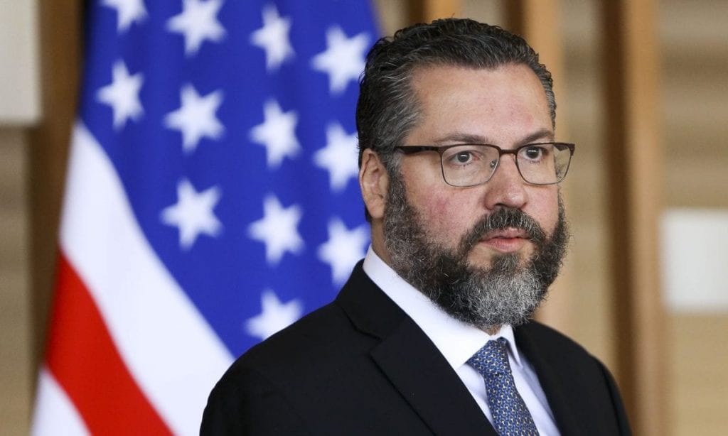 Trump e Bolsonaro são ‘insurgência contra a besteira’, diz Ernesto Araújo