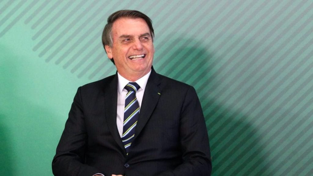 Bolsonaro sobre Neymar: ‘momento difícil, mas acredito nele’