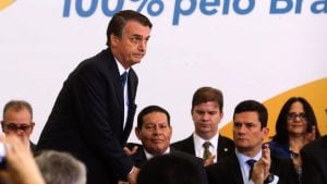 Bolsonaro admite intervenção nos preços da Petrobras