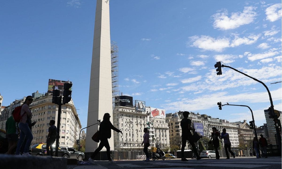 Prefeitura de Buenos Aires instala lixeiras consideradas higienistas