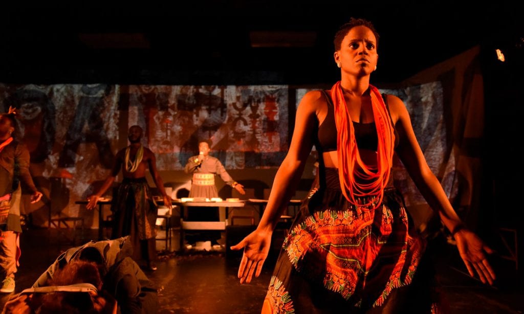 Peça “E Se Brecht Fosse Negro?” promove reflexão sobre negros no País