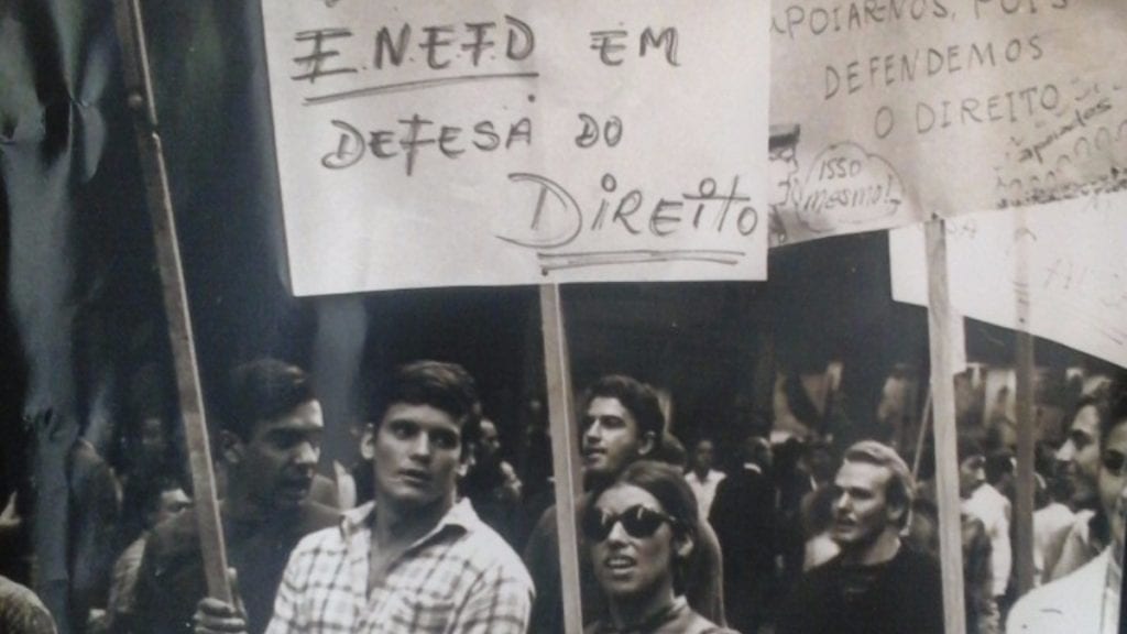 “O regime militar garantiu o esvaziamento científico e cultural das universidades”