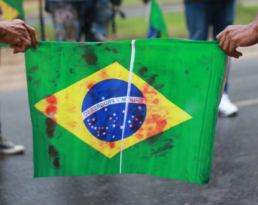 Palavras de ordem e orações pedem justiça em caso de Evaldo Rosa dos Santos