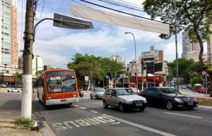 Prefeitura de São Paulo reduz meta de corredores de ônibus