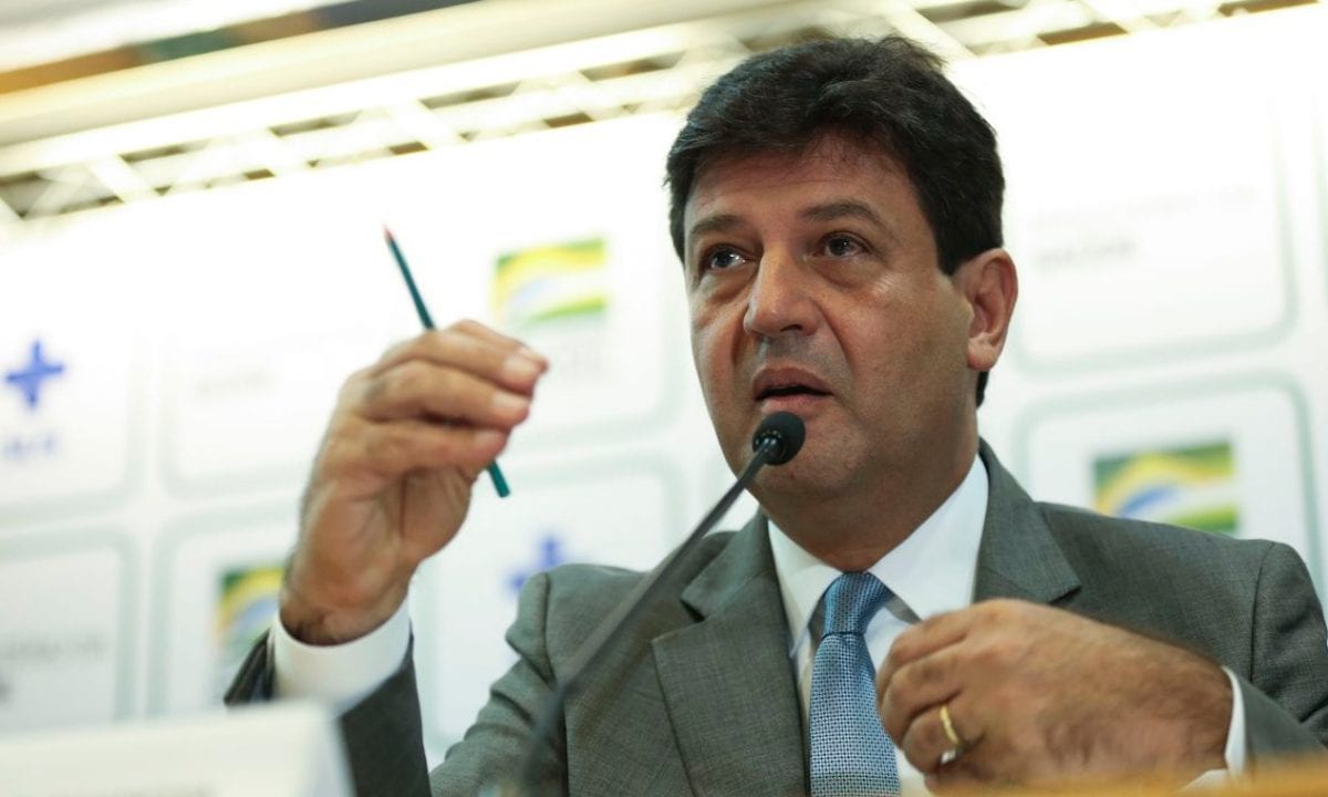 'Nova política' abraça a 'velha' na saúde indígena, um 