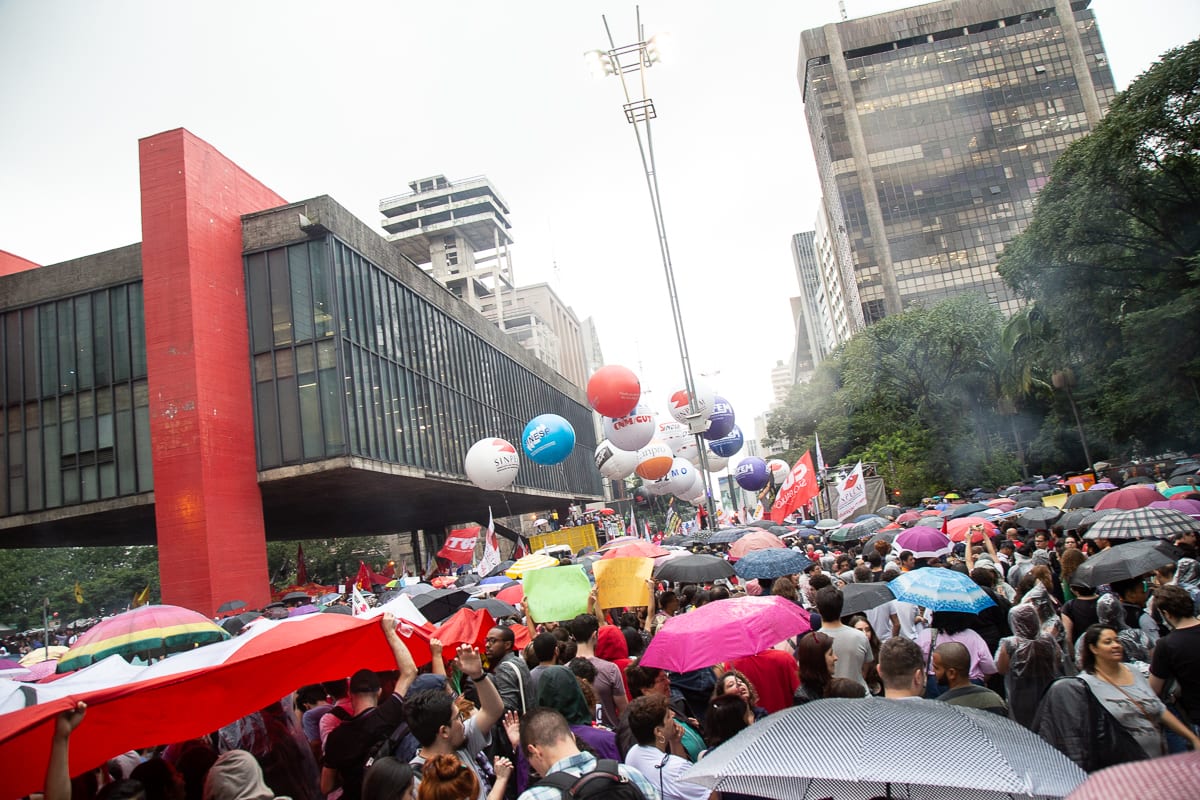 Contra Bolsonaro, Brasil tem 37 atos marcados para esta terça-feira
