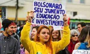 Em 2019, estudantes foram às ruas contra a política de Bolsonaro