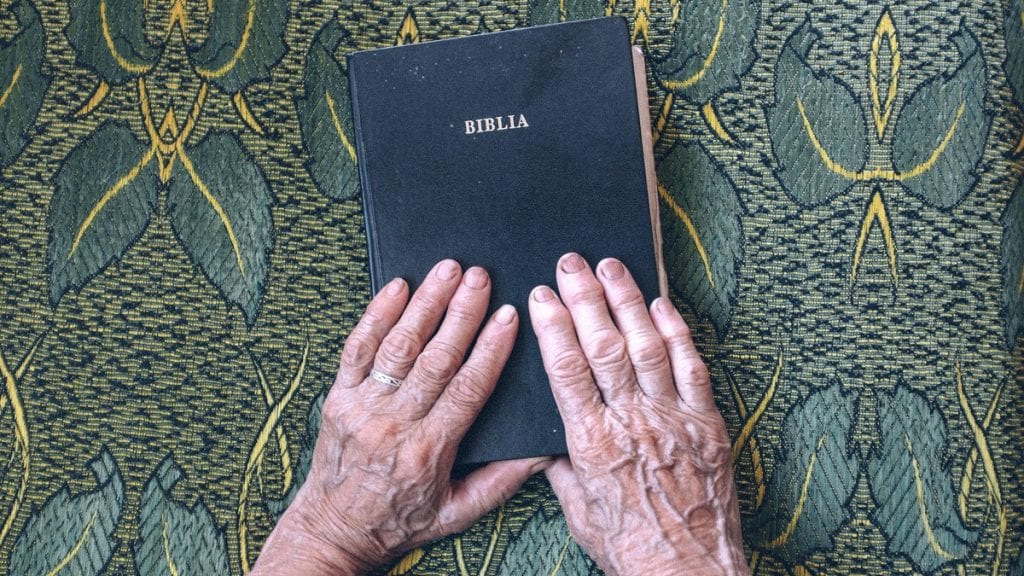 Retomando a leitura popular da Bíblia