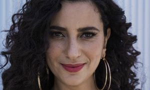 Aline Calixto lamenta neutralidade artística em meio ao desmonte cultural