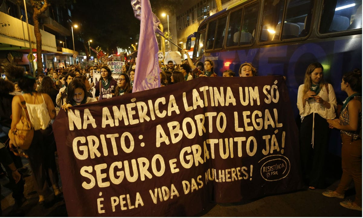 Acesso ao aborto permanece muito desigual no mundo