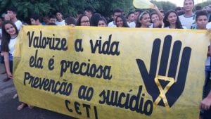 As escolas podem atuar na prevenção do suicídio?