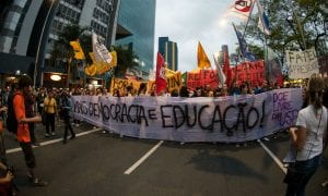 Maioria dos brasileiros defende educação gratuita da creche à universidade