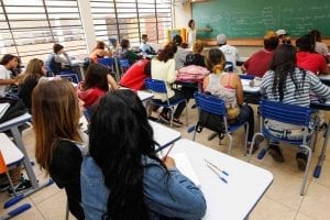 Educação do DF anuncia aquisição de detectores de metais para as escolas