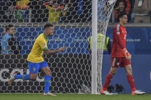 Copa América: Gabriel Jesus leva Brasil às semifinais na decisão por pênaltis contra Paraguai