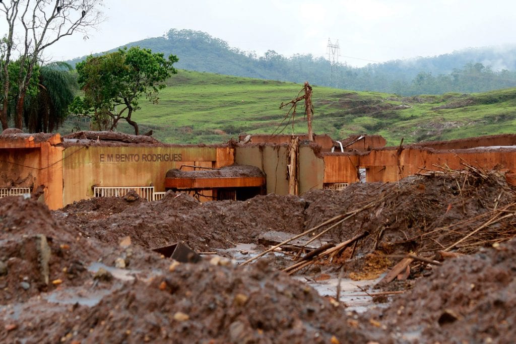 A exploração de Minas cavou a tragédia em Mariana