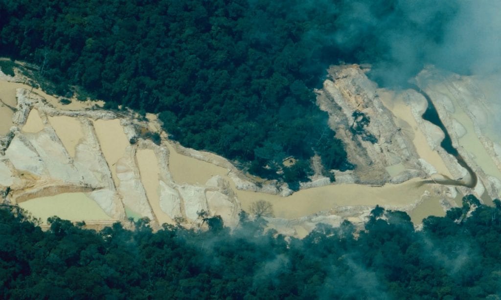 Deputados de Roraima aprovam projeto que libera garimpo no estado