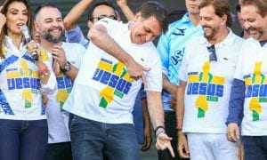 Na Marcha para Jesus, Bolsonaro admite tentar reeleição em 2022