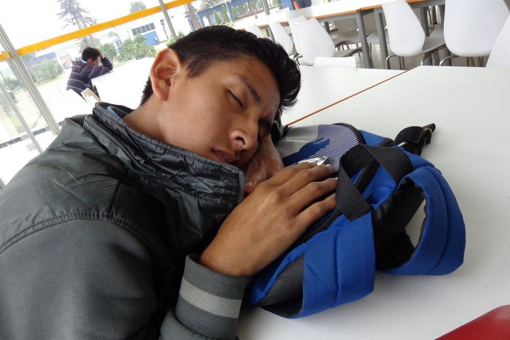 “Ninguém deveria estar na escola às 7h da manhã”