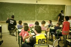 Justiça determina que o governo paulista explique falta de professores no Ensino Médio