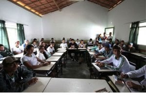 A quem interessa o fracasso da educação brasileira?