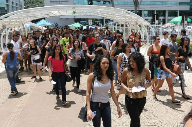 Curso para professores e gestores tem como temática as juventudes brasileiras