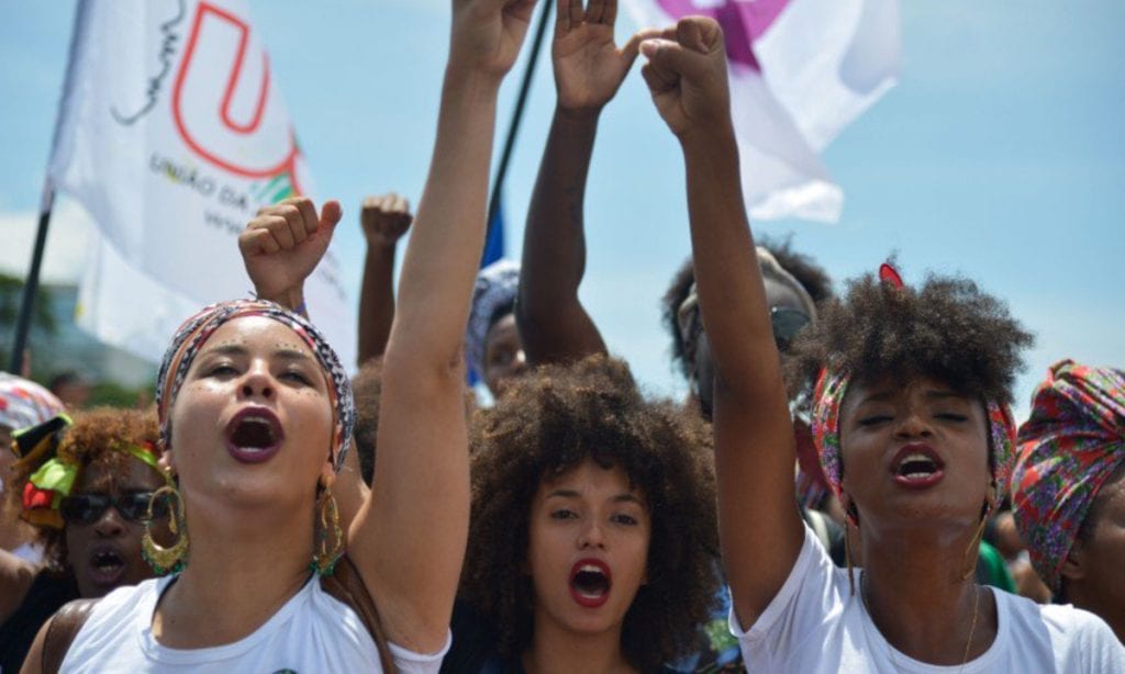 Frente feminista e antirracista quer ser os olhos no povo na Câmara