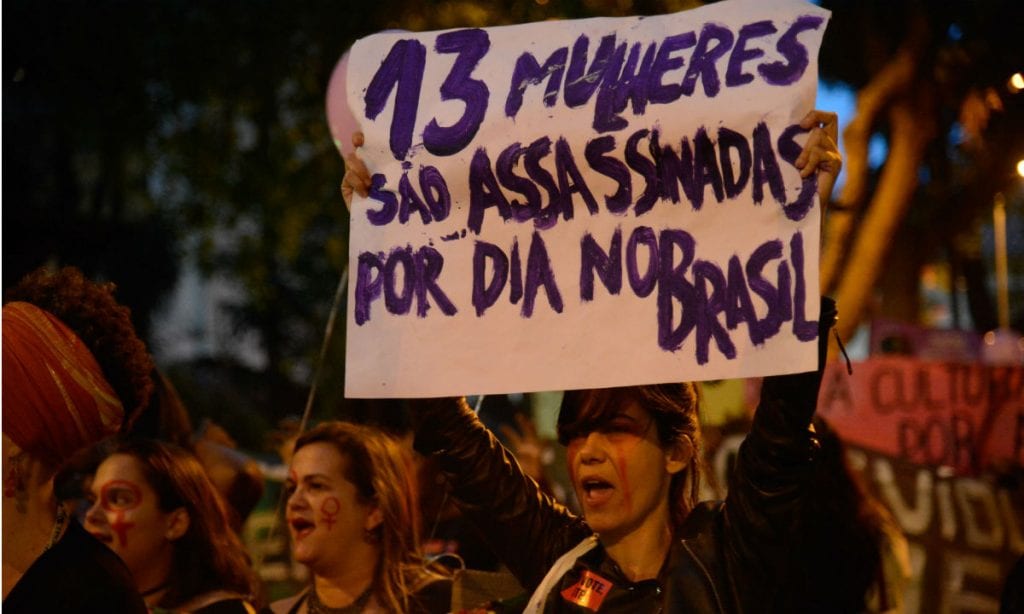 Homicídios de mulheres crescem e maioria das vítimas é negra