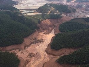 “O desastre em Mariana se soma a uma tragédia de três séculos”