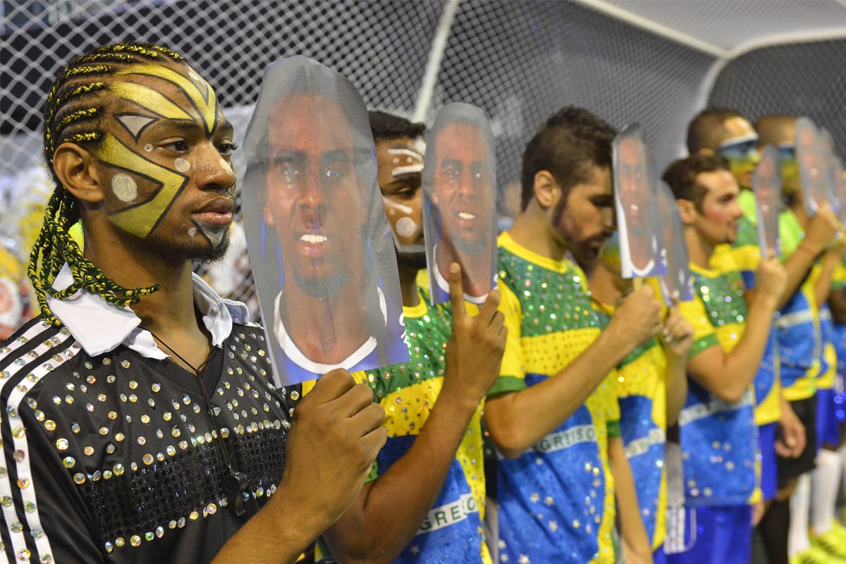 Racismo no futebol - Revista Focus Brasil