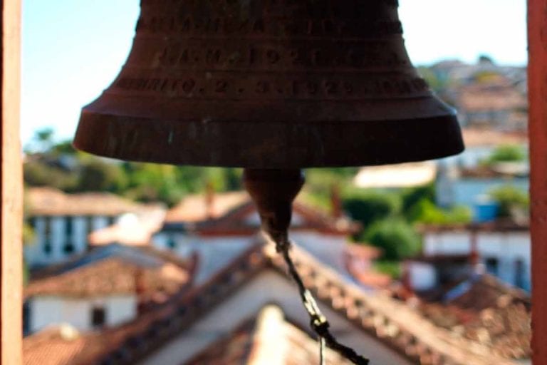 Tradição do sineiro em Minas Gerais