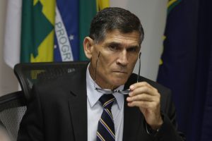General Santos Cruz reconhece vitória de Lula sobre Bolsonaro e pede ‘união nacional’