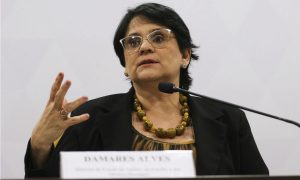 ONG denuncia omissões em discurso de Damares na ONU