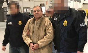Narcotraficante mexicano El Chapo é condenado à prisão perpétua