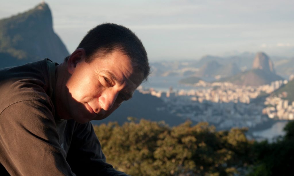 Moradores de Paraty organizam protesto contra Greenwald na Flip