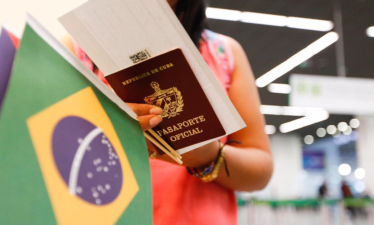 Governo publica regras para permanência de médicos cubanos no Brasil