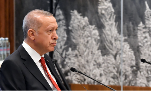 Presidente da Turquia quer adotar segregação de gênero nas universidades