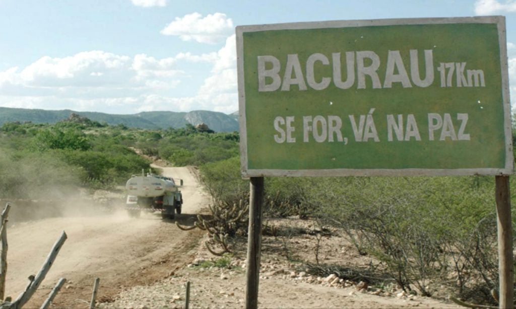 Um lugar unido, resistente e psicodélico: Bacurau é aqui e não é aqui