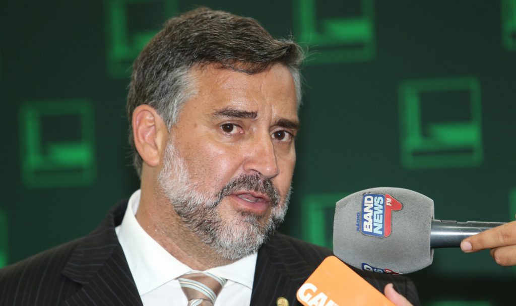 Deputado bate boca em audiência com Moro: “Não respondo para miliciano”