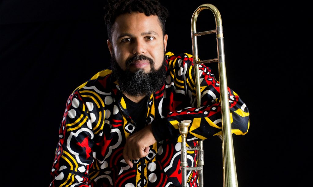 Negro, periférico e cheio de suingue: você precisa conhecer Allan Abbadia
